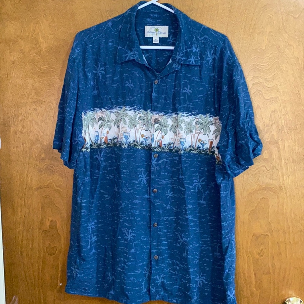 Island Shores Hawaiian Print Shirt